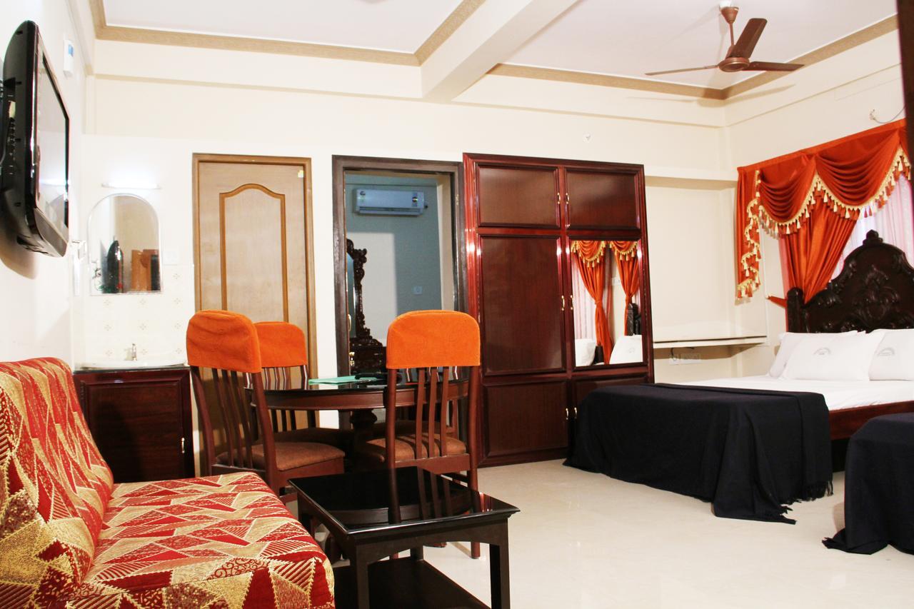 Hotel Anandkrishna Residency Guruvāyūr Exterior foto